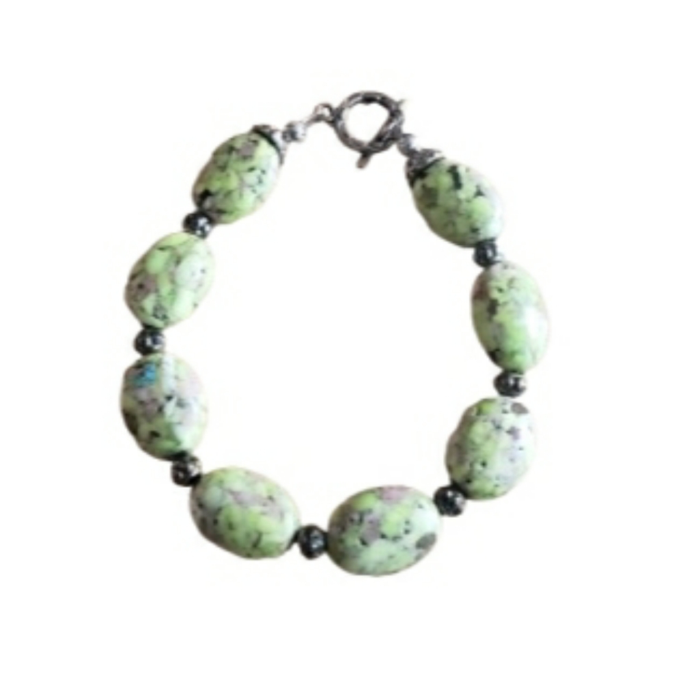 Elegant Mosaic Magnesite Lime Green Stone Bracelet